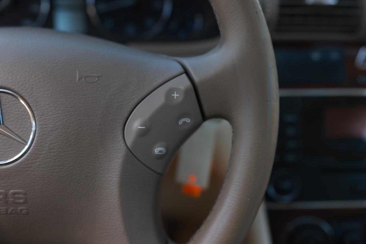 Mercedes-Benz C-Class  2005