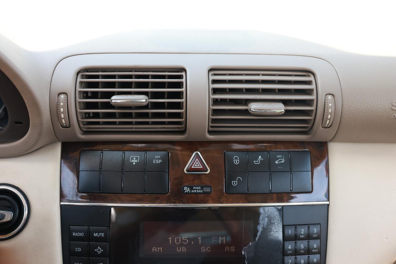 Mercedes-Benz C-Class  2005