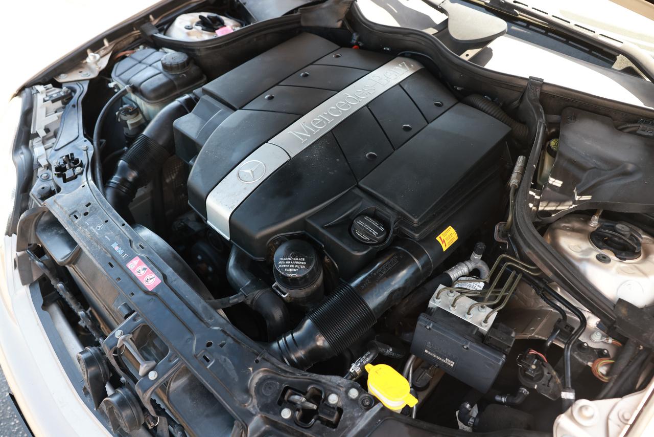 Mercedes-Benz C-Class  2005