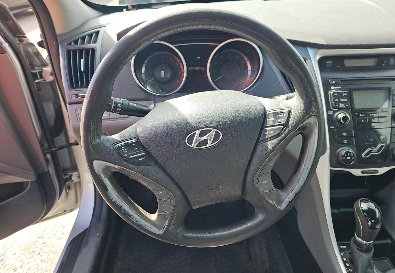 Hyundai Sonata  2011