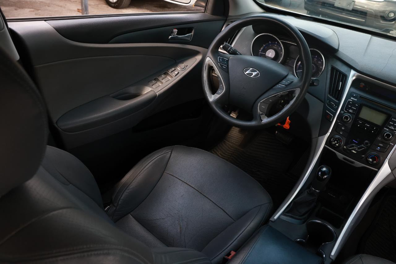 Hyundai Sonata  2011