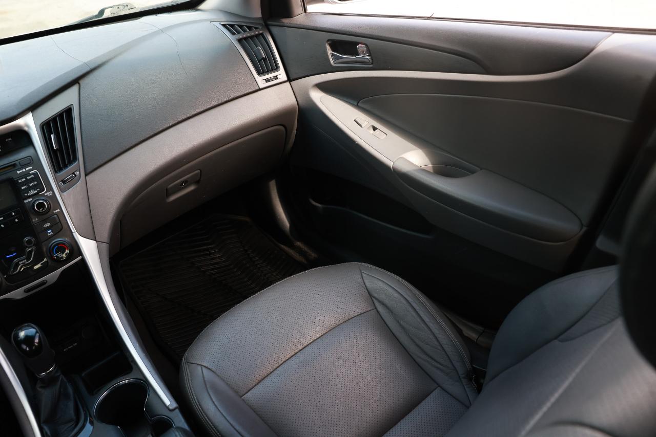 Hyundai Sonata  2011