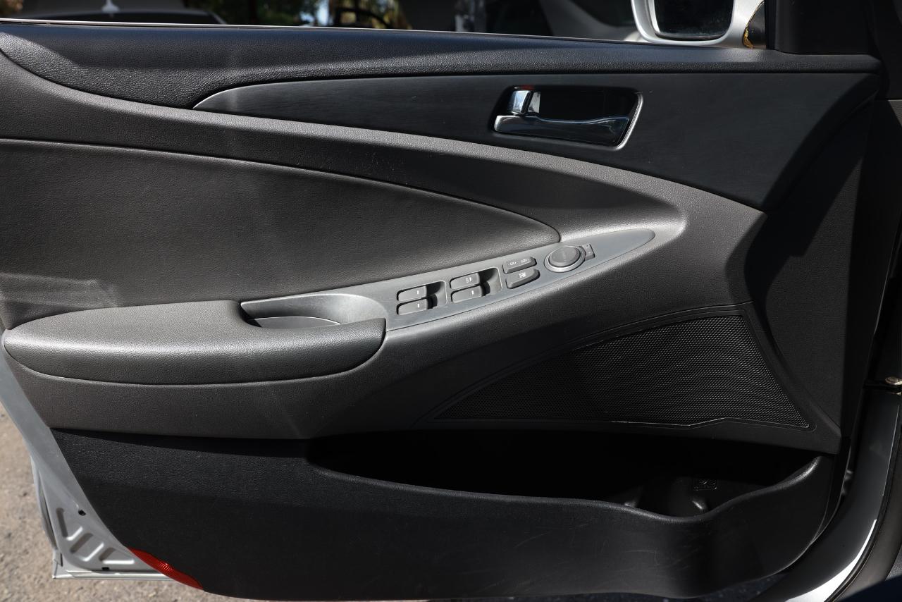 Hyundai Sonata  2011