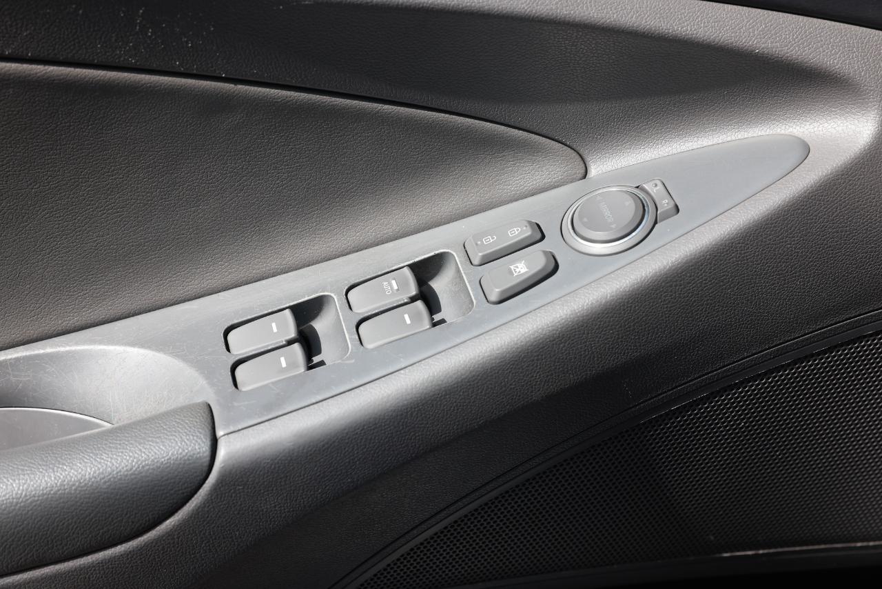 Hyundai Sonata  2011
