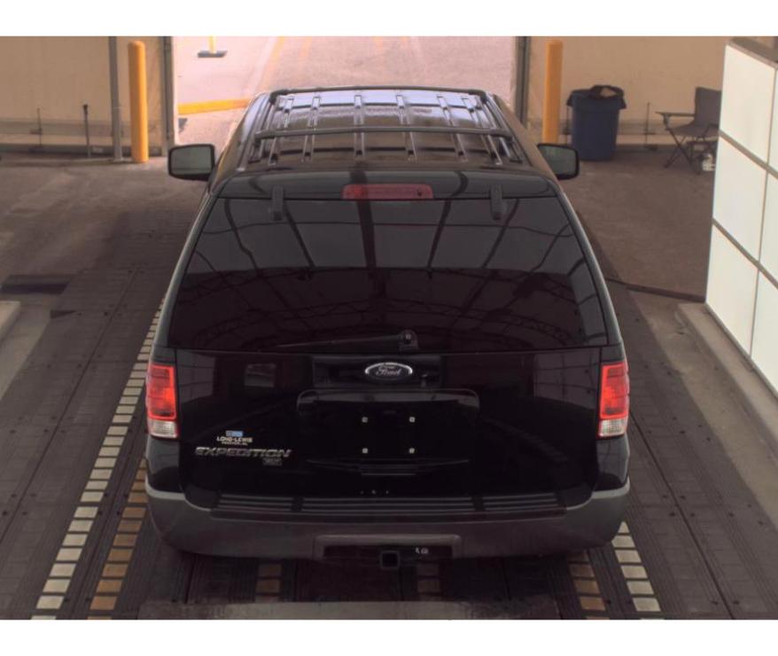 Ford Expedition  2004