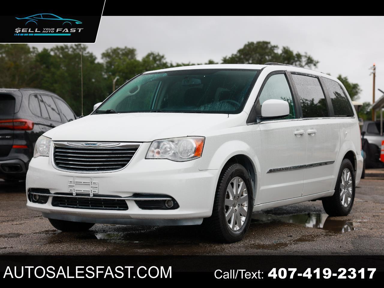 2016 Chrysler Town & Country Touring