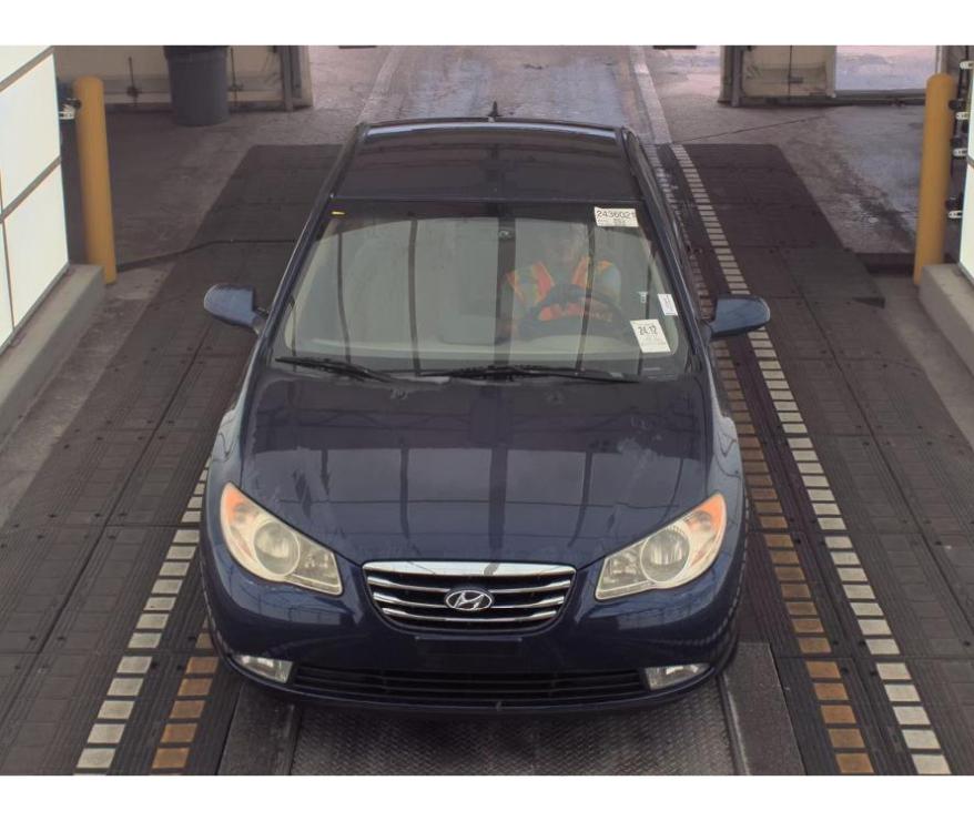 Hyundai Elantra  2010