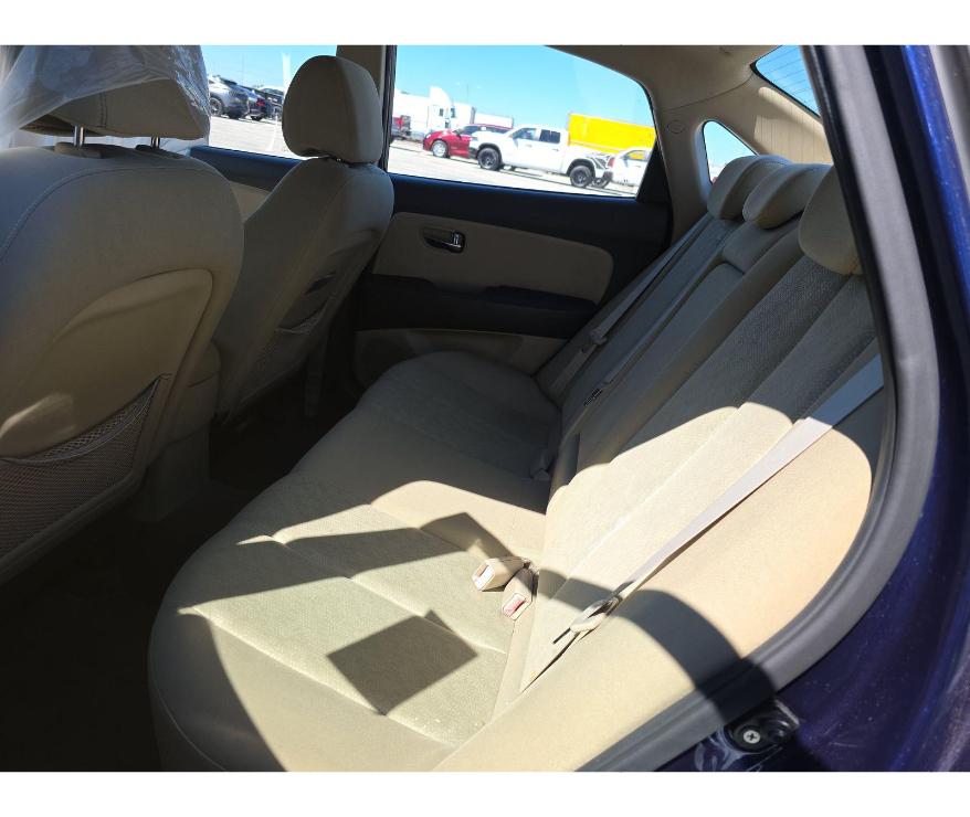 Hyundai Elantra  2010