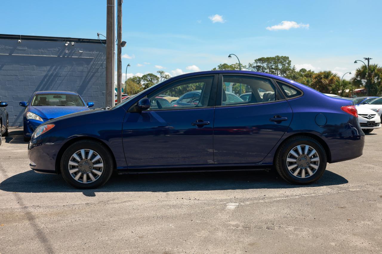 Hyundai Elantra  2010