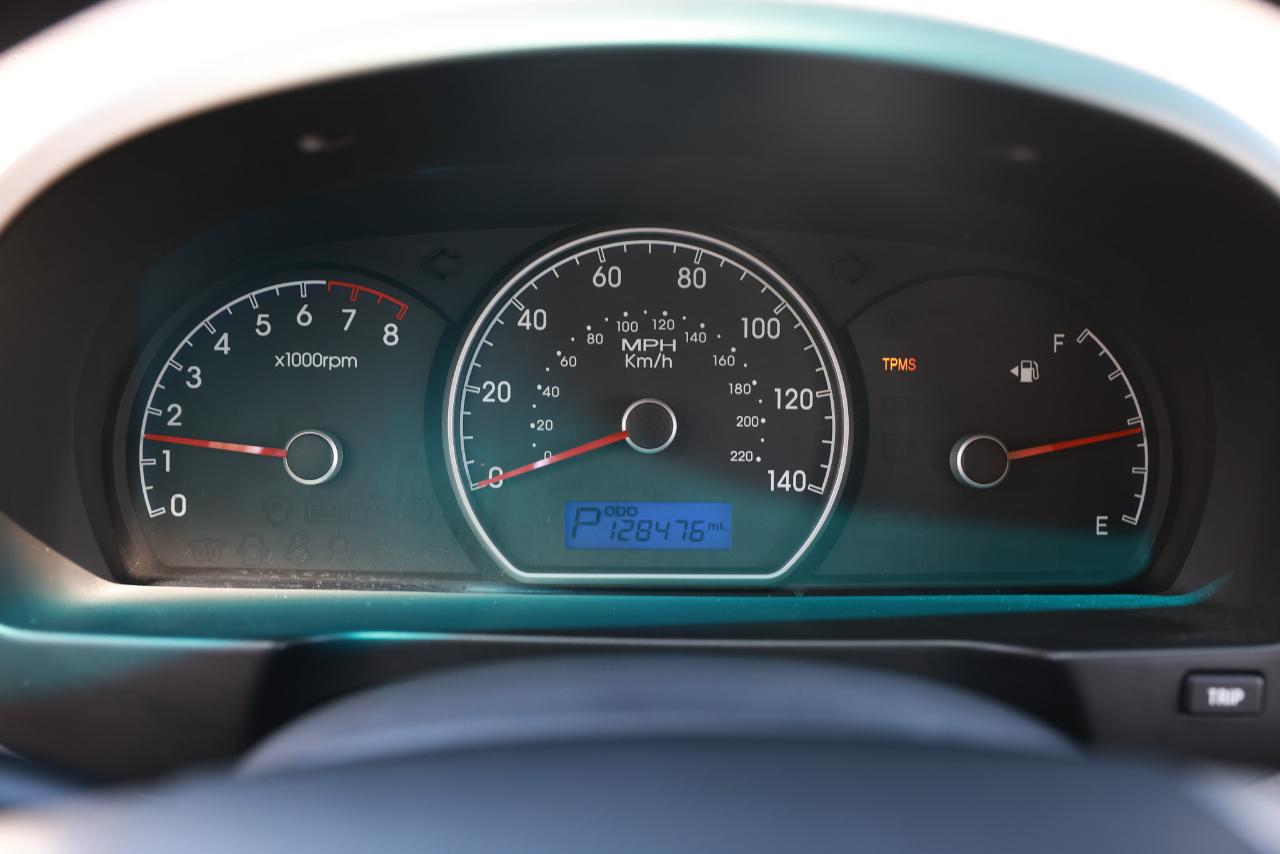 Hyundai Elantra  2010