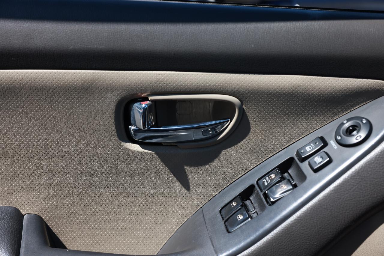 Hyundai Elantra  2010