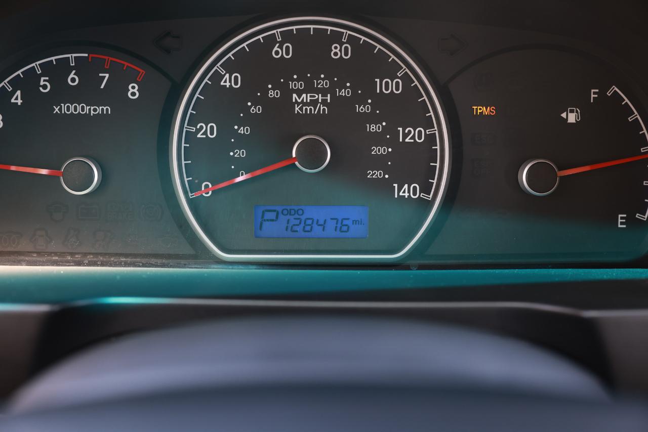 Hyundai Elantra  2010