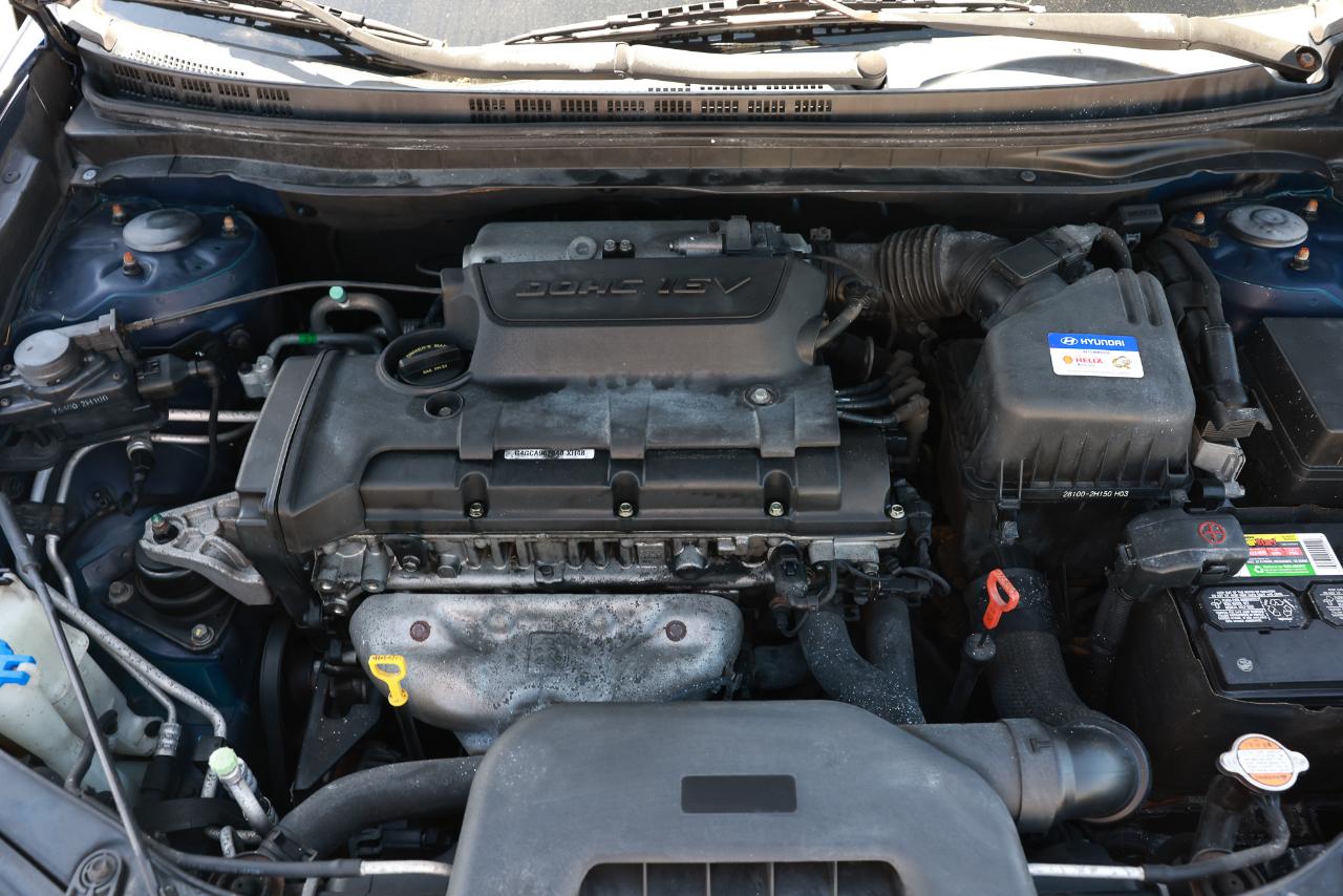 Hyundai Elantra  2010