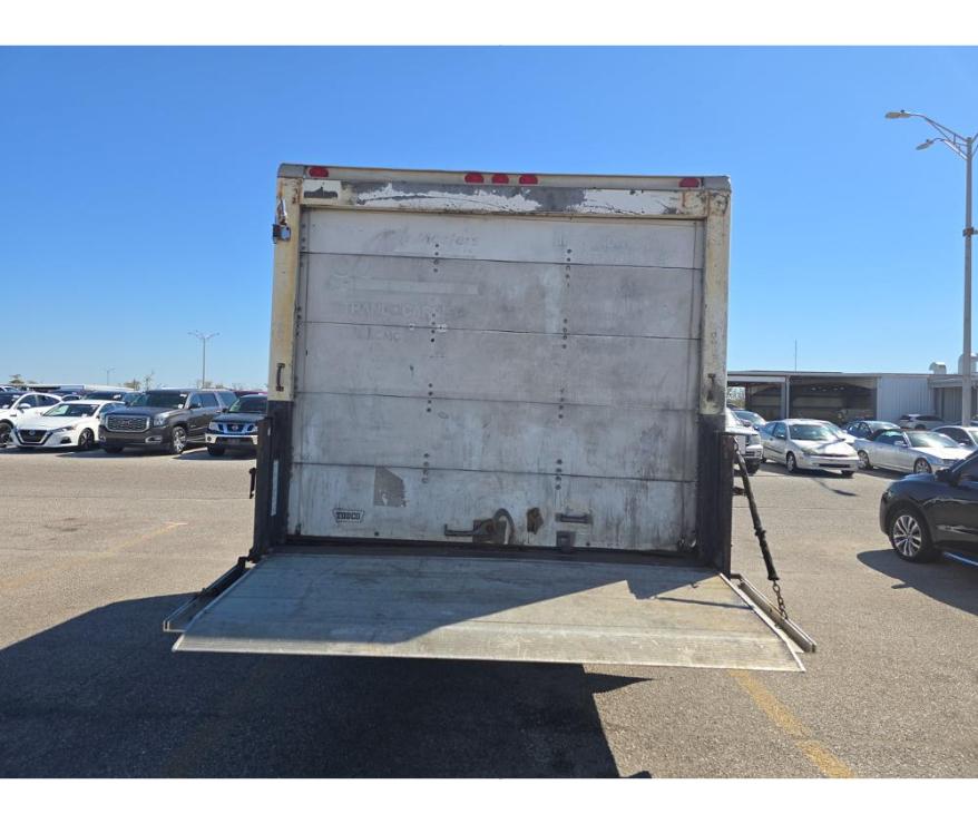 Chevrolet Express Commercial Cutaway  2008