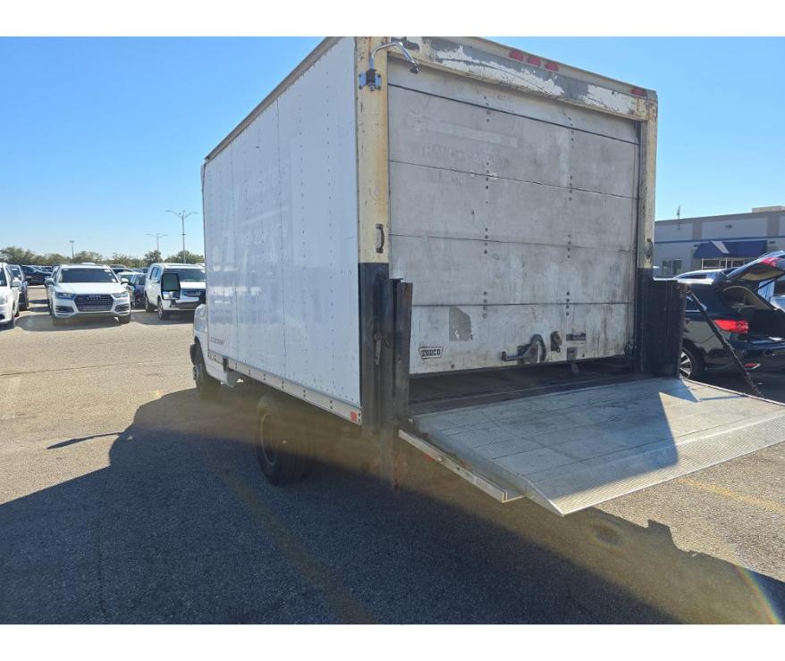 Chevrolet Express Commercial Cutaway  2008