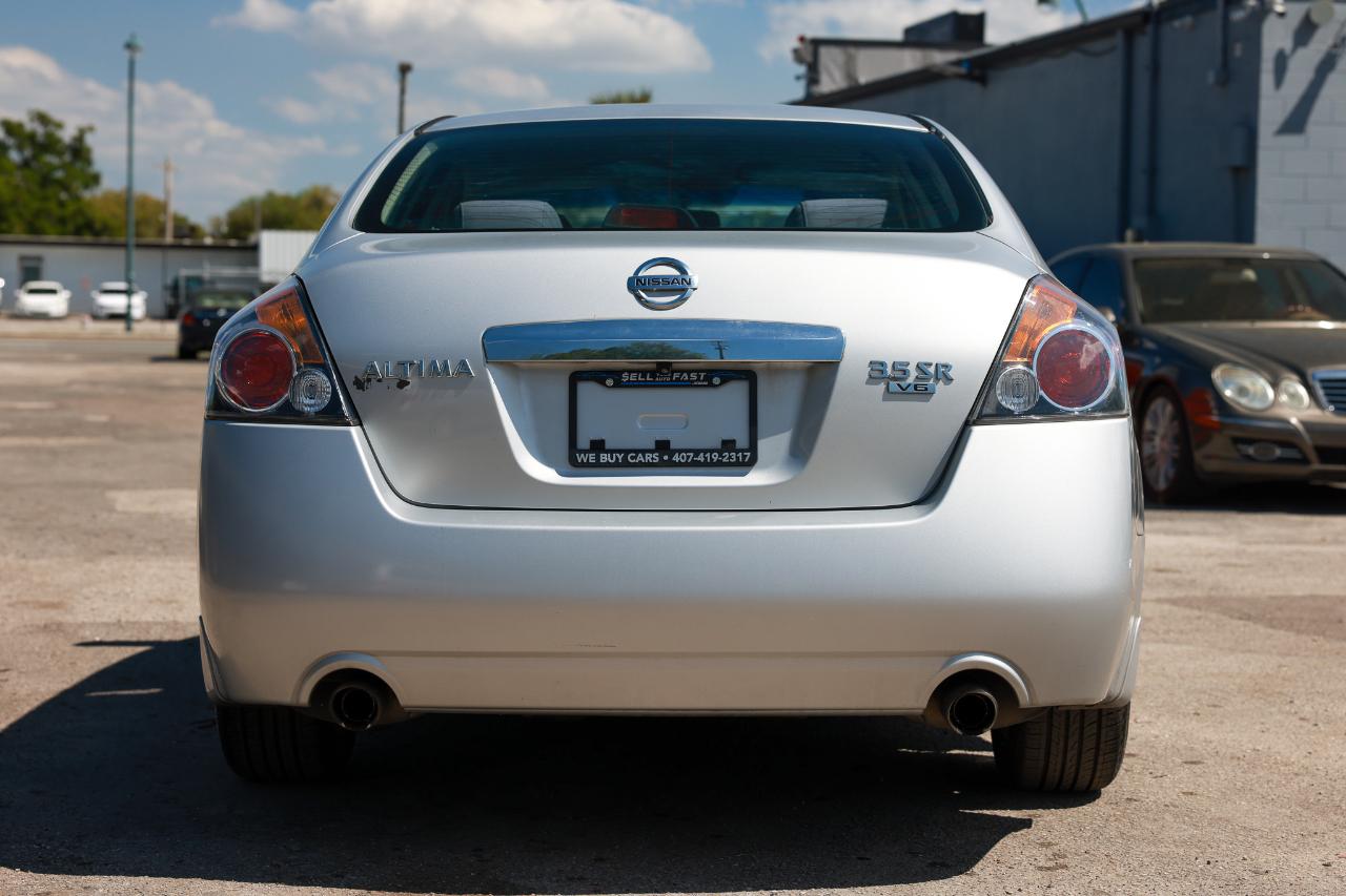 Nissan Altima  2012