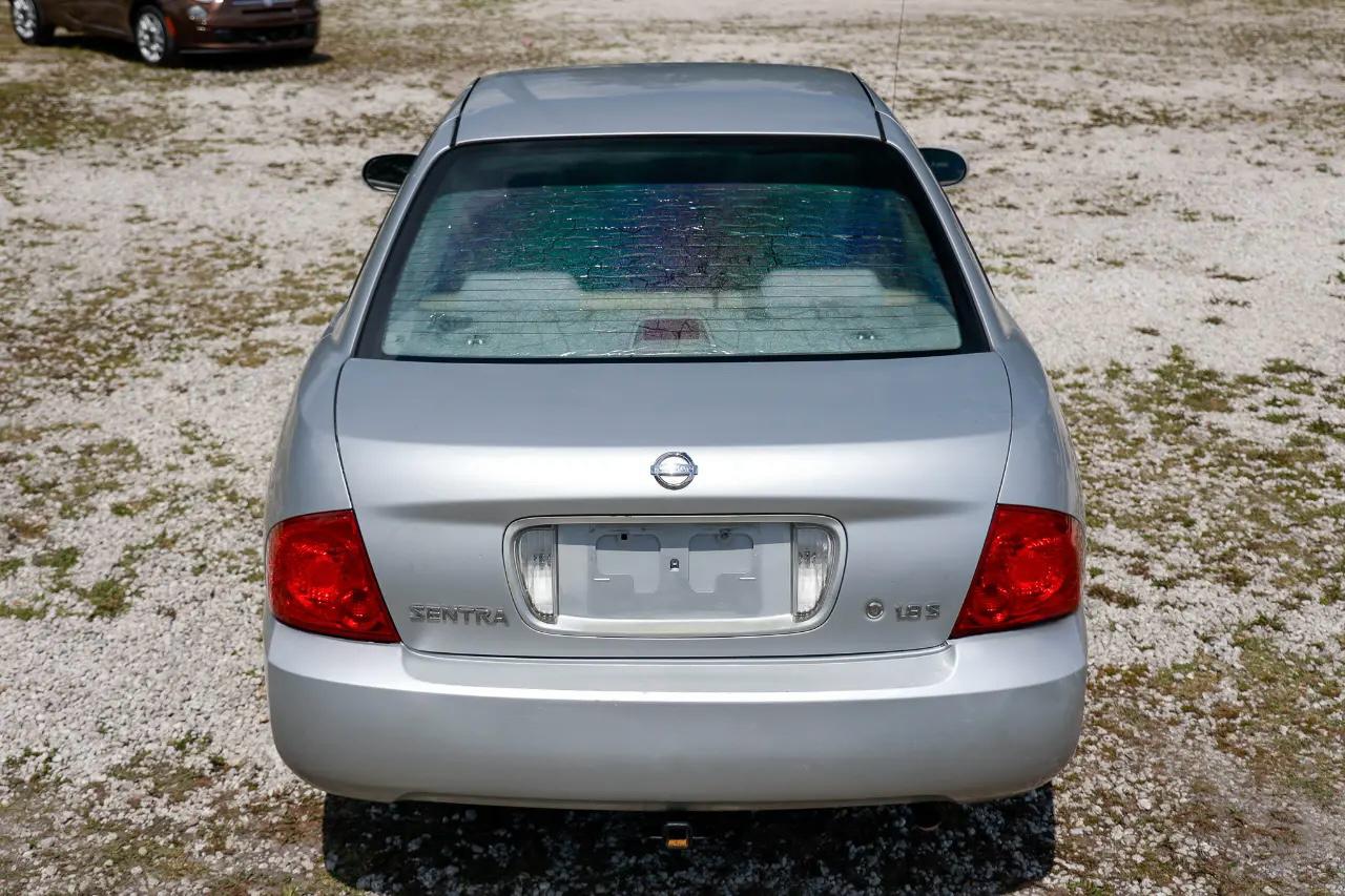 Nissan Sentra  2006