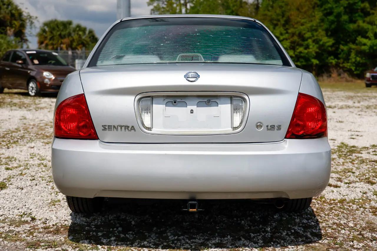 Nissan Sentra  2006