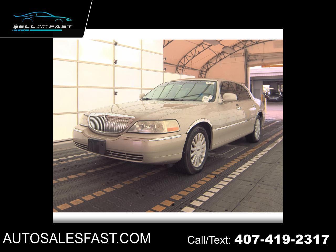 Lincoln Town Car  2005
