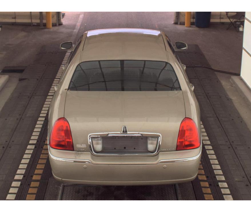 Lincoln Town Car  2005