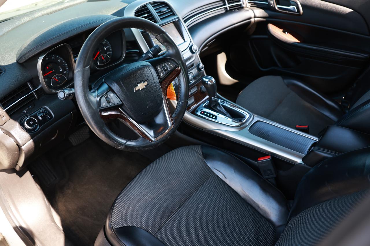 Chevrolet Malibu  2013