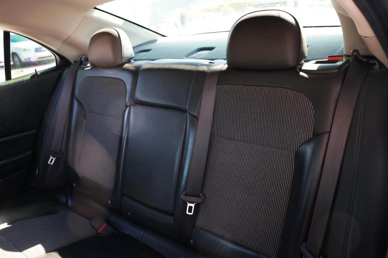 Chevrolet Malibu  2013