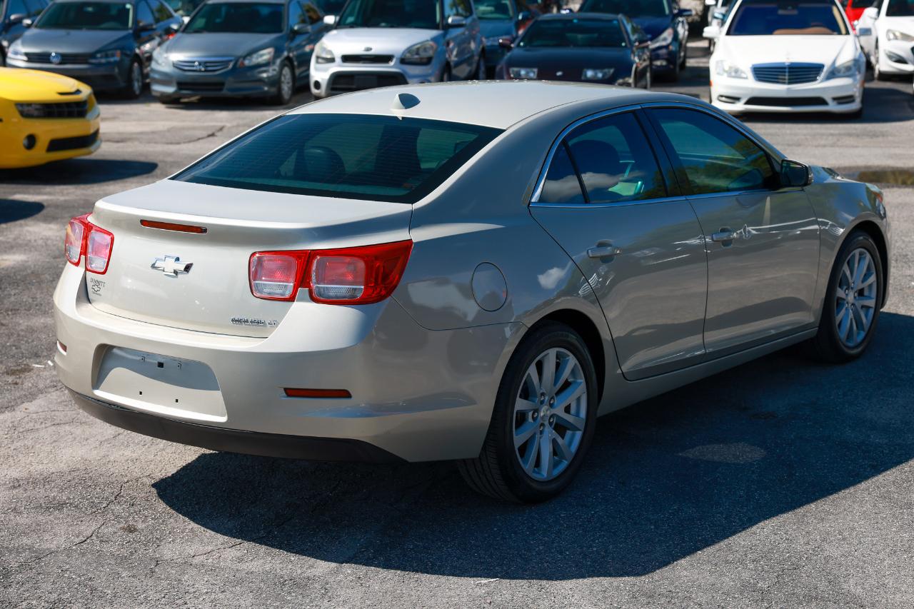 Chevrolet Malibu  2013