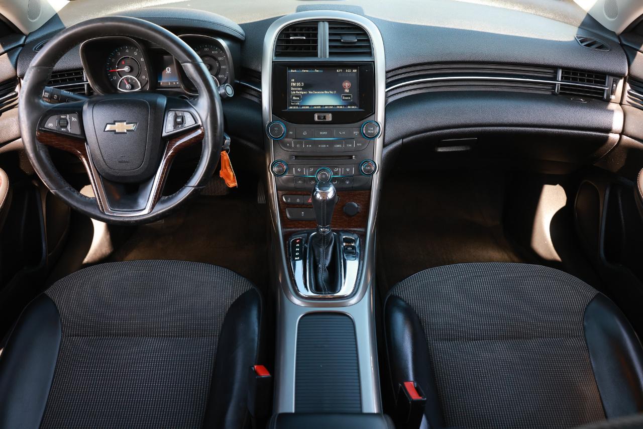 Chevrolet Malibu  2013