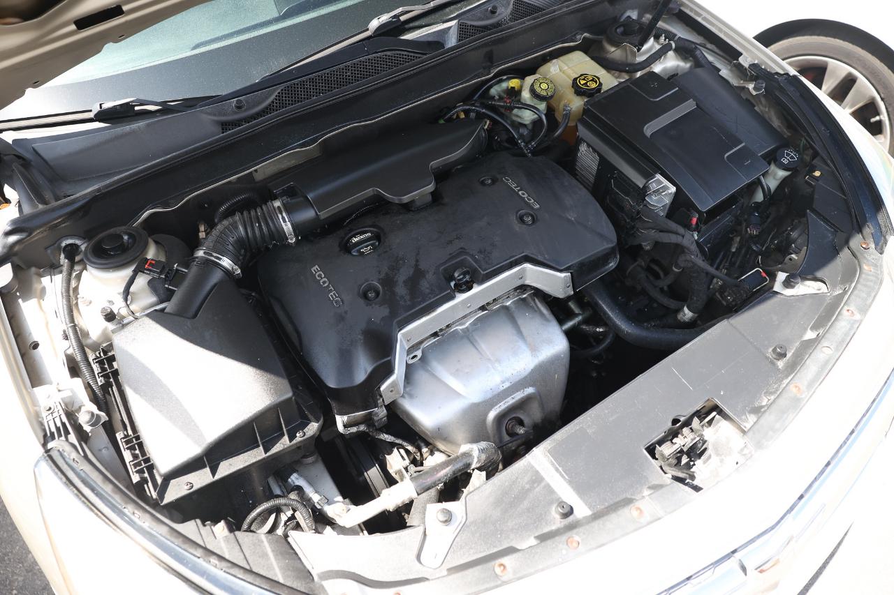 Chevrolet Malibu  2013
