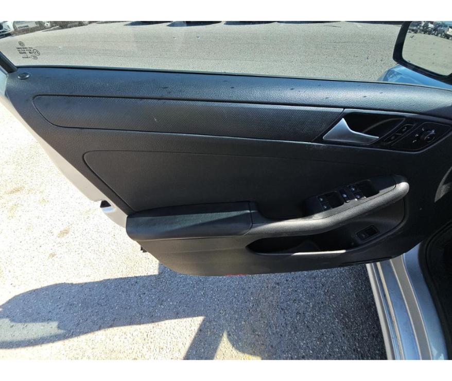 Volkswagen Jetta Sedan  2015