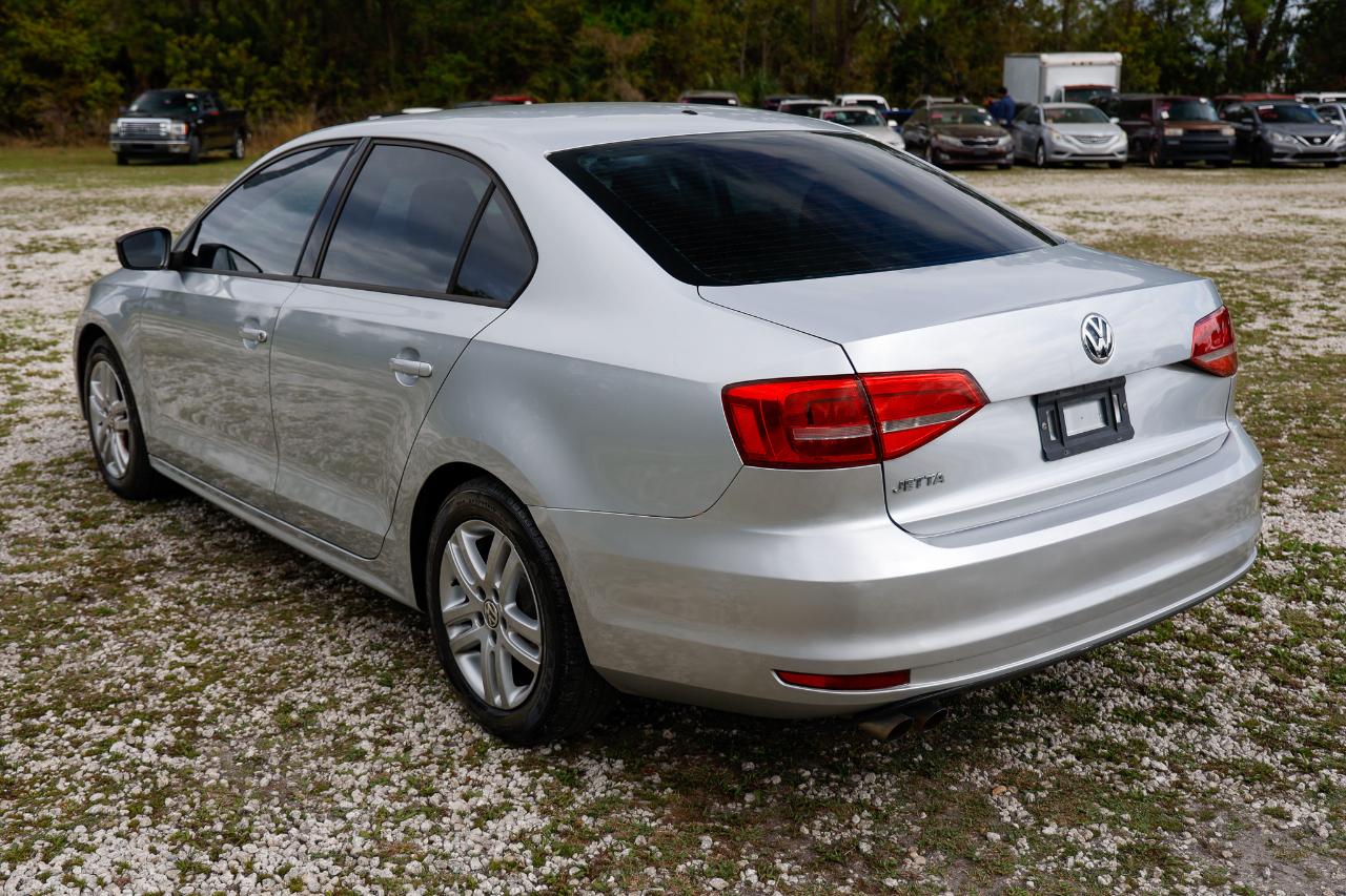 Volkswagen Jetta Sedan  2015