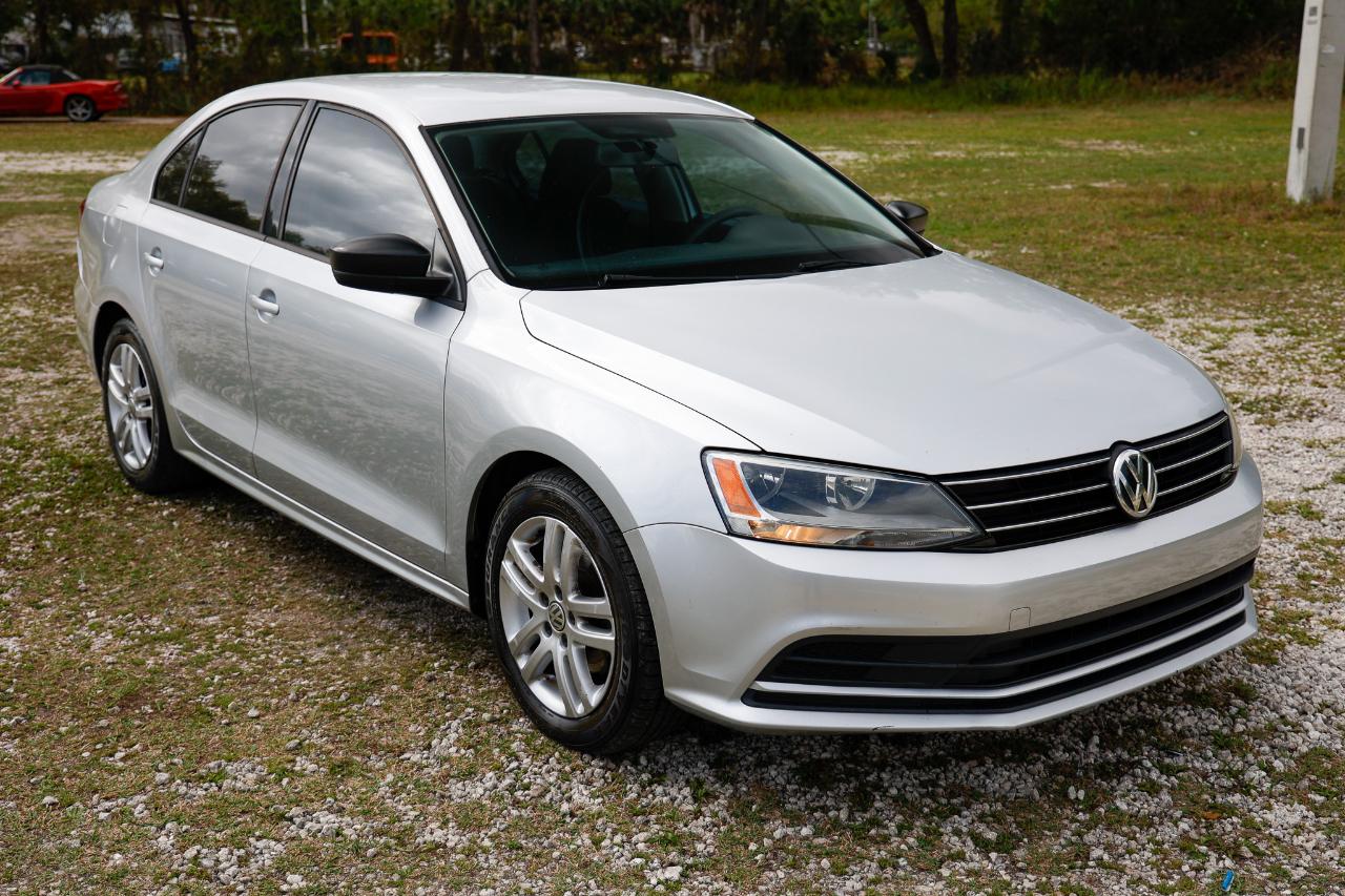 Volkswagen Jetta Sedan  2015