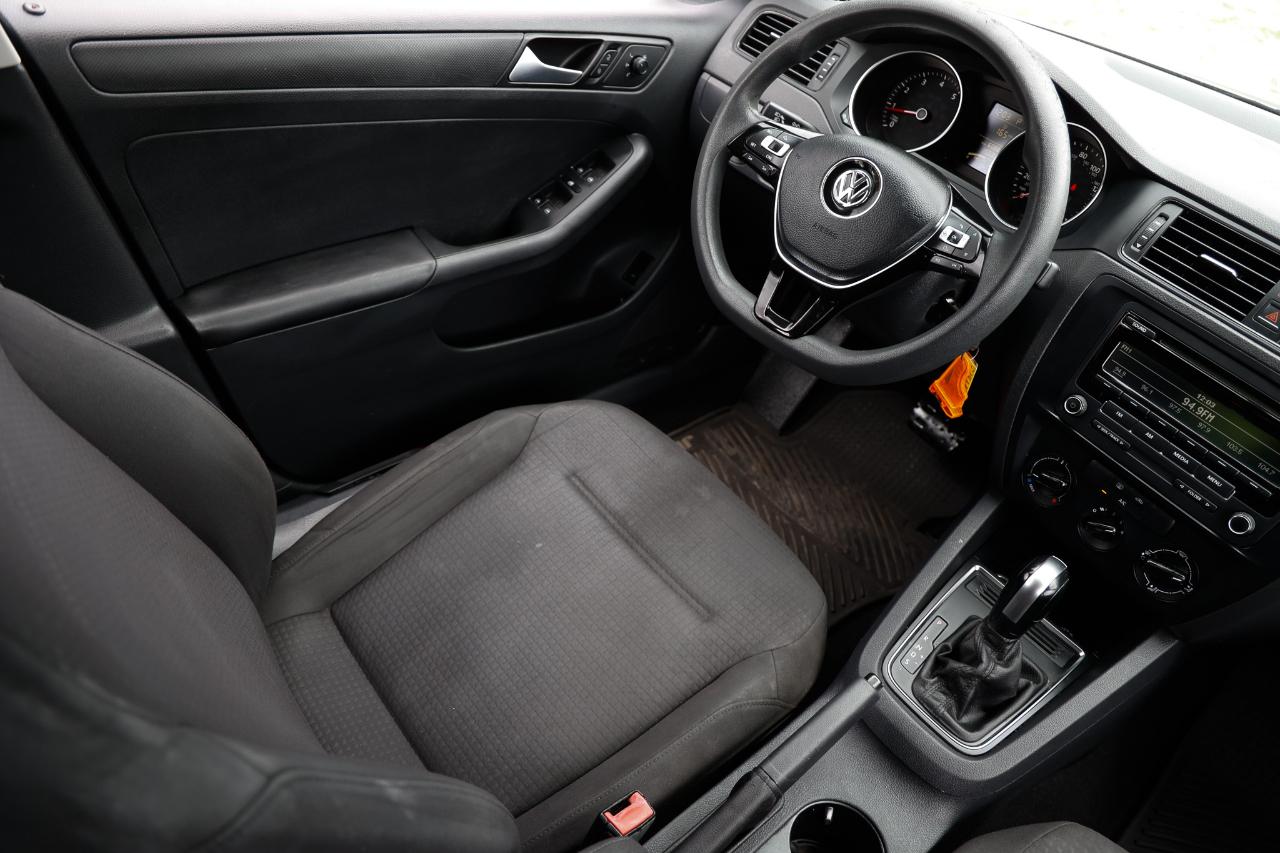 Volkswagen Jetta Sedan  2015