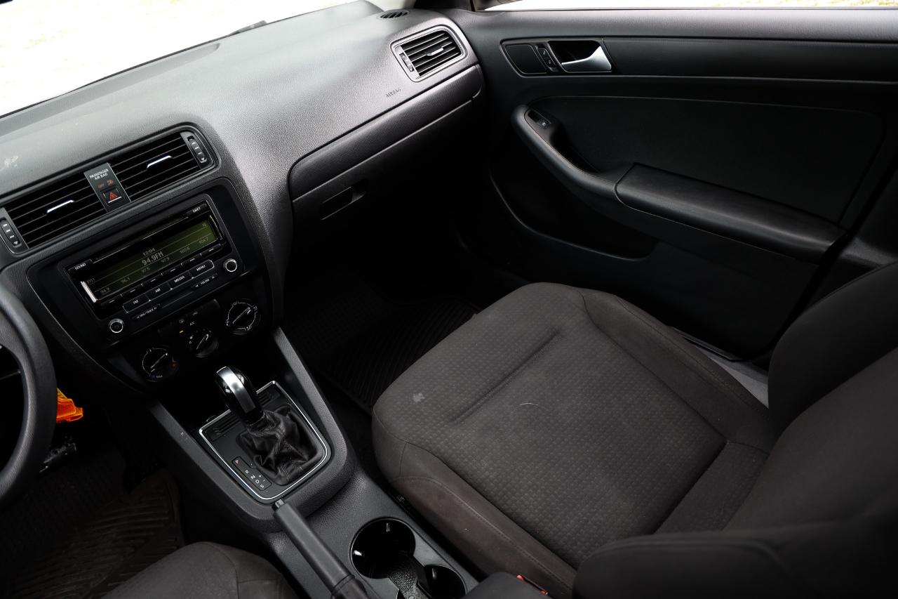 Volkswagen Jetta Sedan  2015