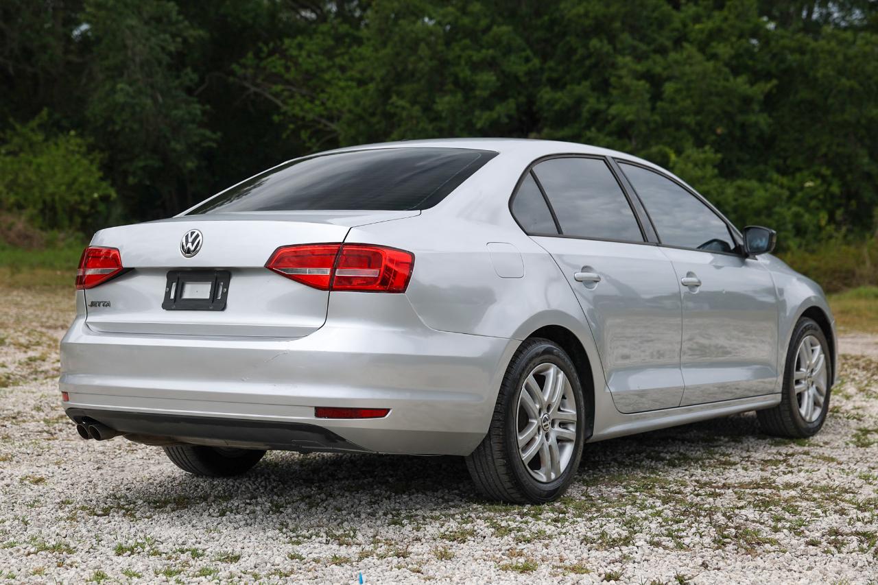 Volkswagen Jetta Sedan  2015