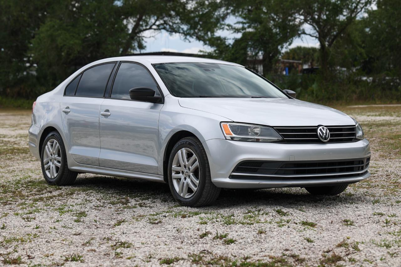 Volkswagen Jetta Sedan  2015