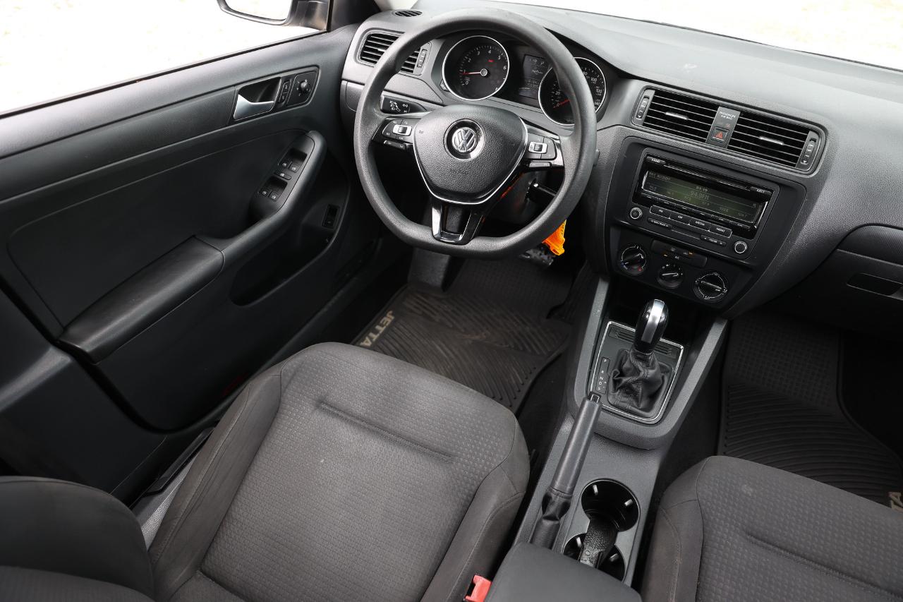 Volkswagen Jetta Sedan  2015