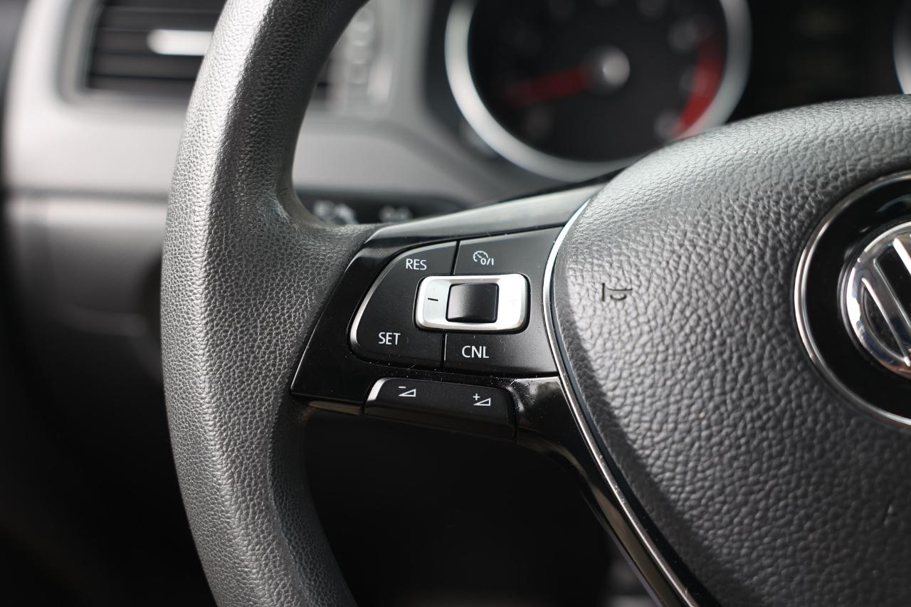 Volkswagen Jetta Sedan  2015