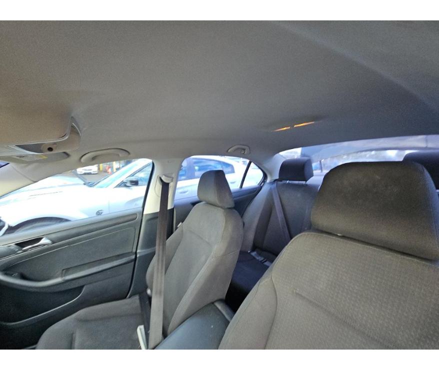 Volkswagen Jetta Sedan  2016