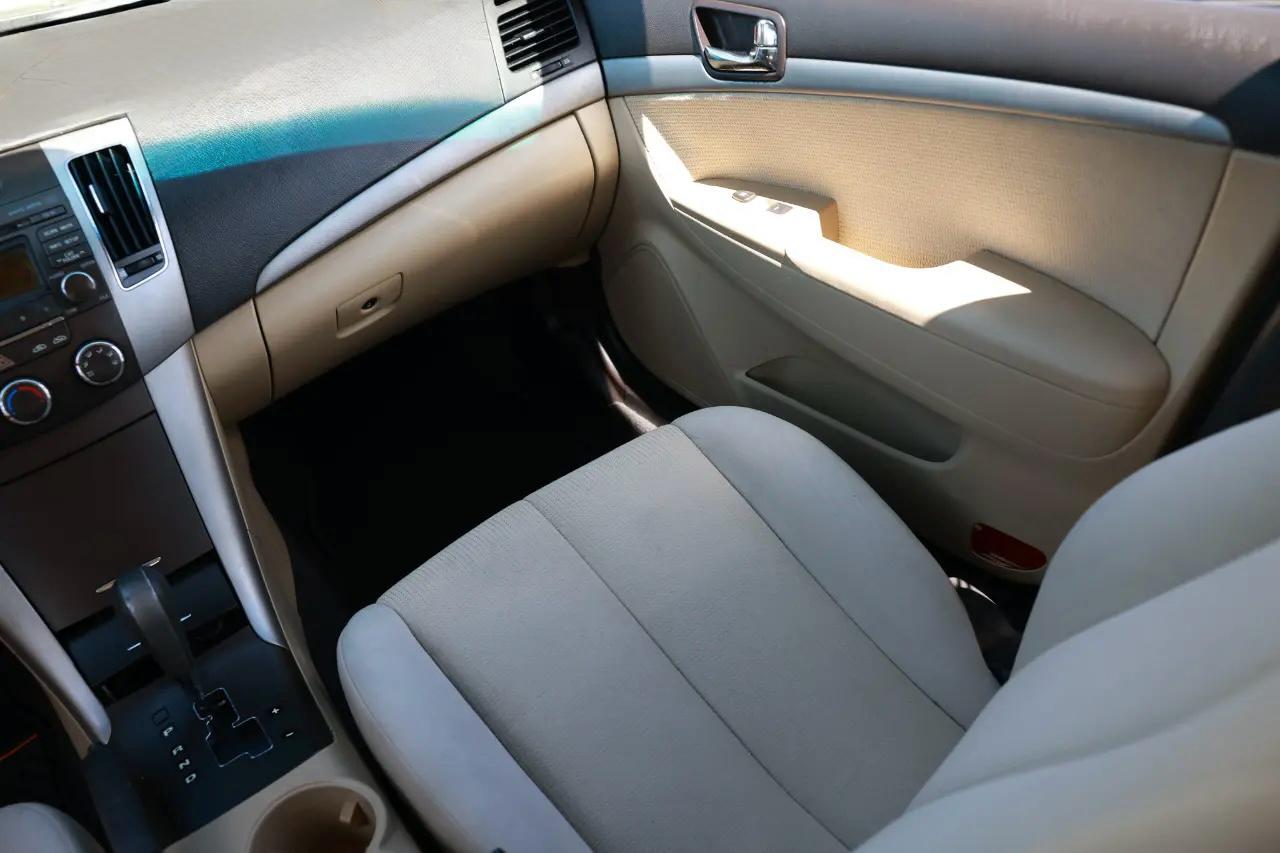 Hyundai Sonata  2009