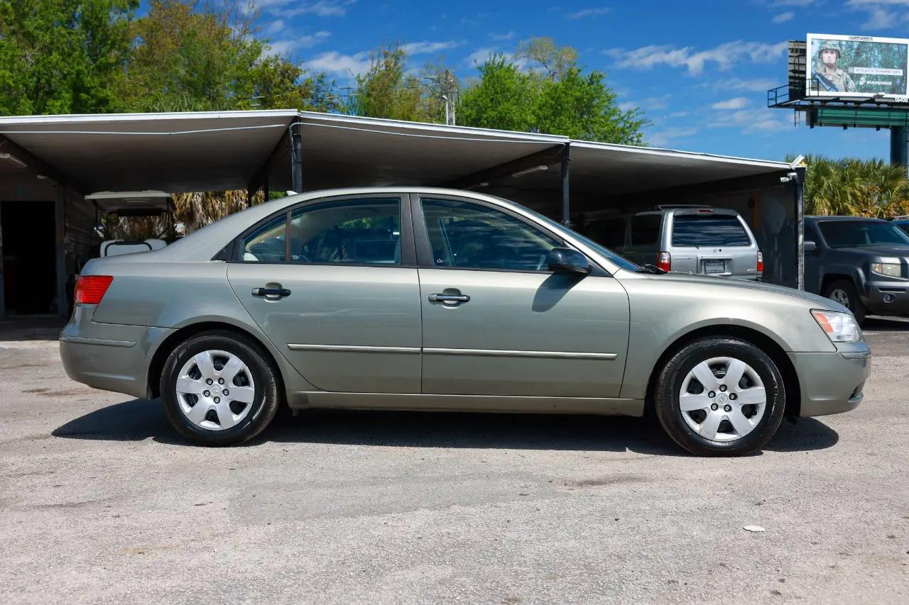 Hyundai Sonata  2009