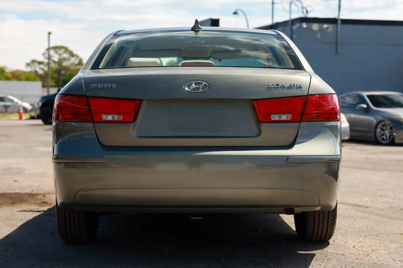 Hyundai Sonata  2009