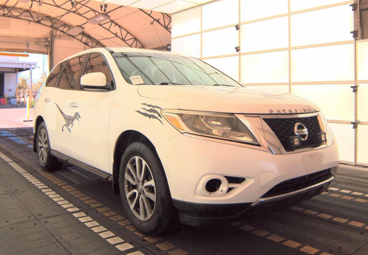 Nissan Pathfinder  2014