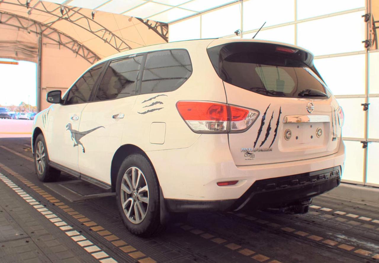 Nissan Pathfinder  2014