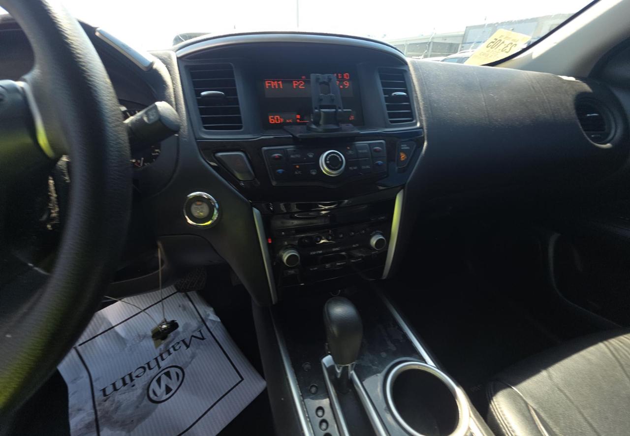 Nissan Pathfinder  2014