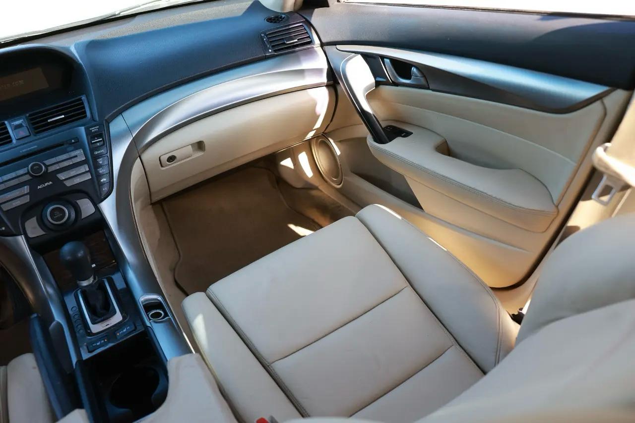 Acura TL  2009