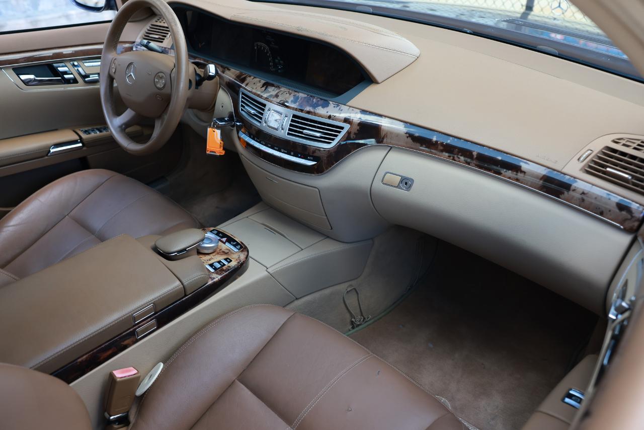 Mercedes-Benz S-Class  2007