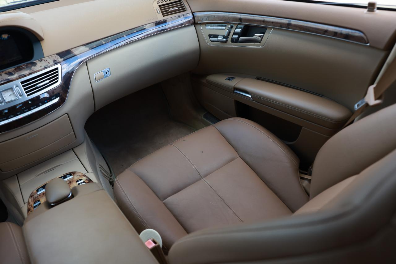 Mercedes-Benz S-Class  2007