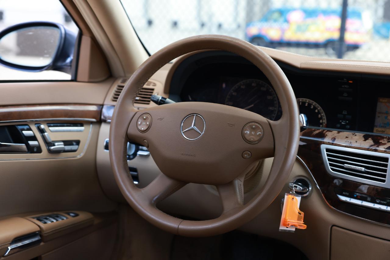 Mercedes-Benz S-Class  2007