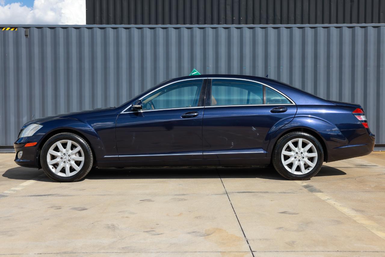 Mercedes-Benz S-Class  2007